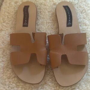 Steve Madden Women’s Hayden sandals Size 8